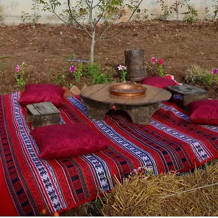 Bujtina Kael Гостевой дом