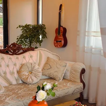 Гостевой дом Bujtina Kael *